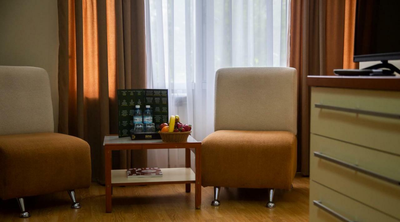 באקו Irshad Hotel מראה חיצוני תמונה