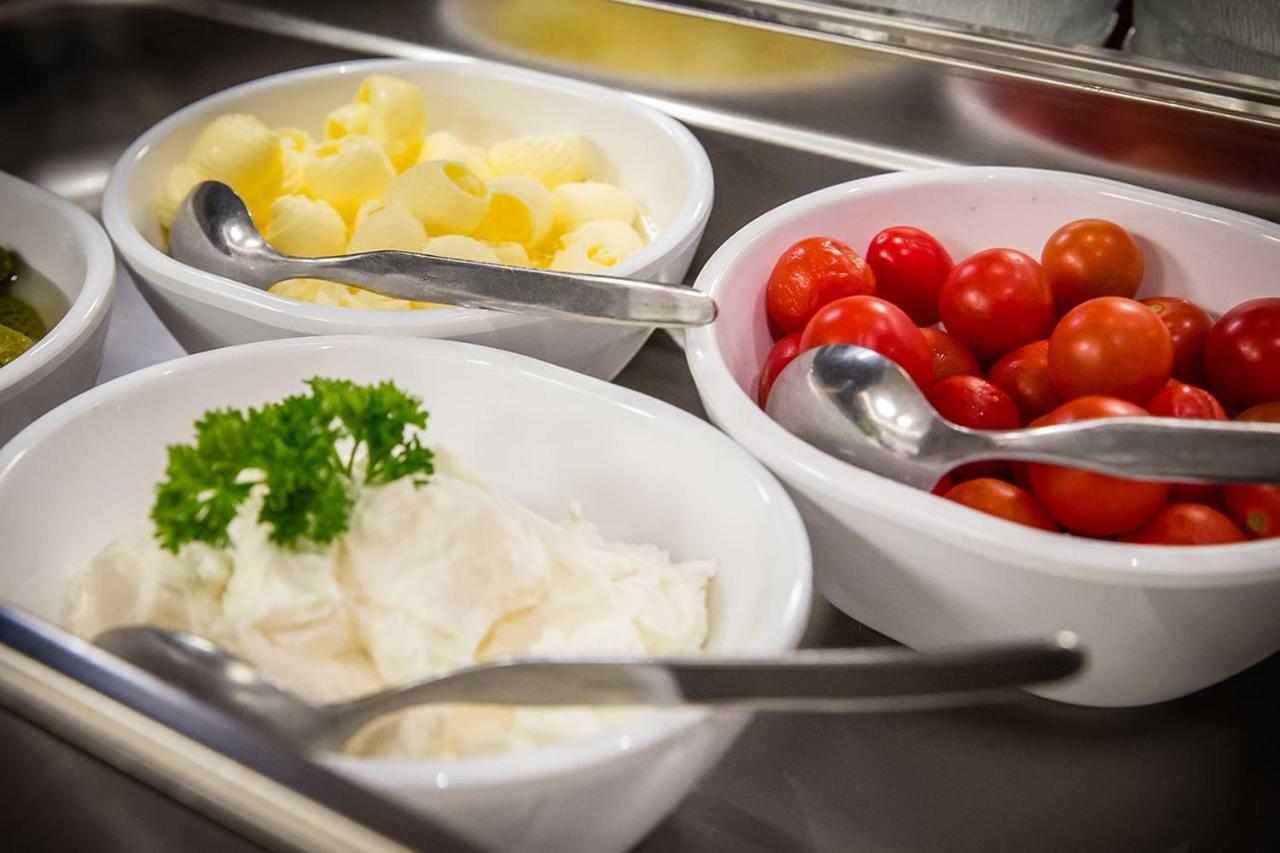 באקו Irshad Hotel מראה חיצוני תמונה