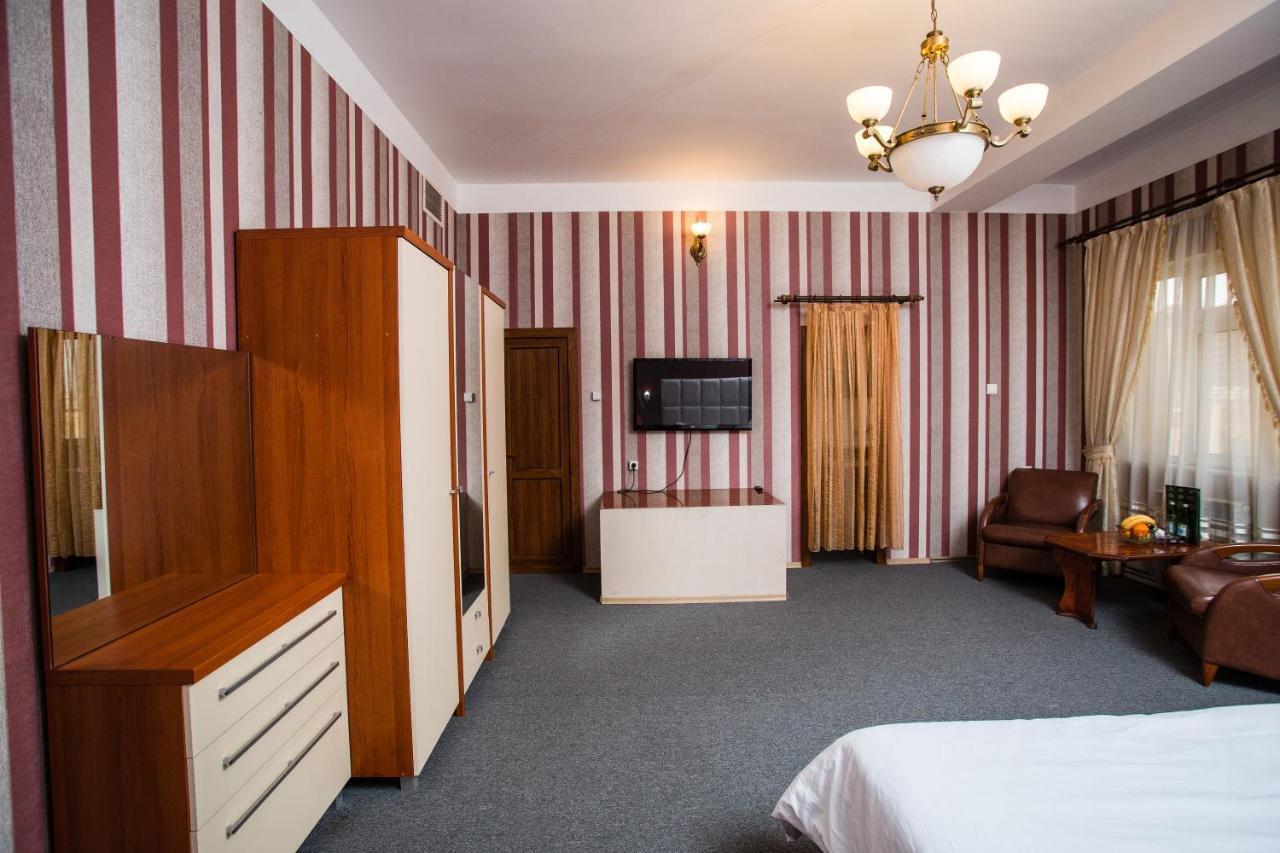 באקו Irshad Hotel מראה חיצוני תמונה