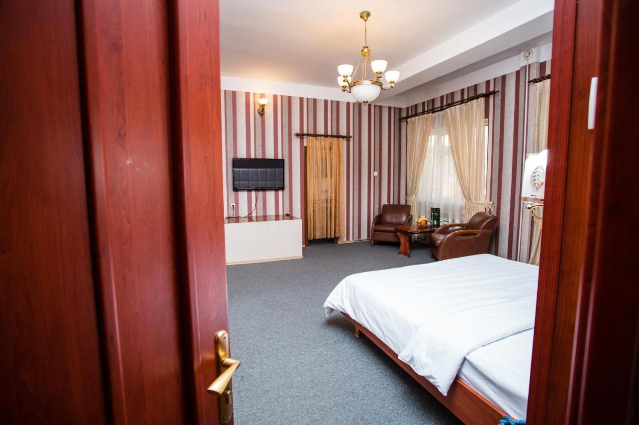באקו Irshad Hotel מראה חיצוני תמונה